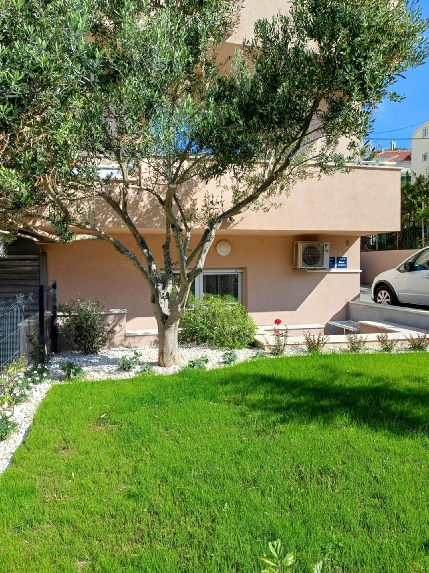 Apartment Zenta With Free Private Parking 스플리트 외부 사진